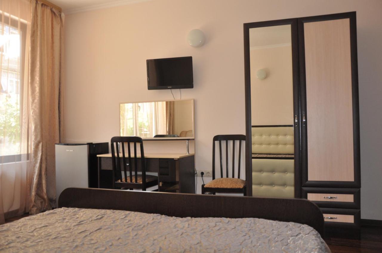New Athos Mini Hotel Lidia المظهر الخارجي الصورة